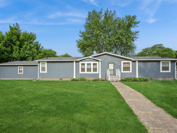 324 S Adair Street, Stuart, IA 50250