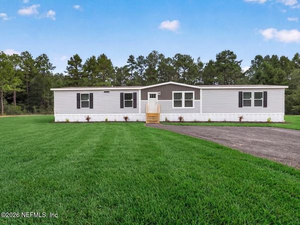 28122 TRINITY Lane, Hilliard, FL 32046