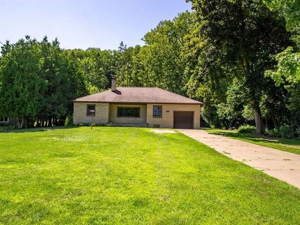 214 Mt. Washington Street, Eau Claire, WI 54703