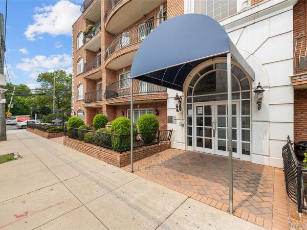 69-07 43 Avenue , Woodside, NY 11377