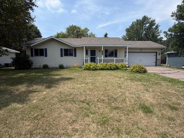 801 NE 2nd Avenue, Saint Joseph, MN 56374