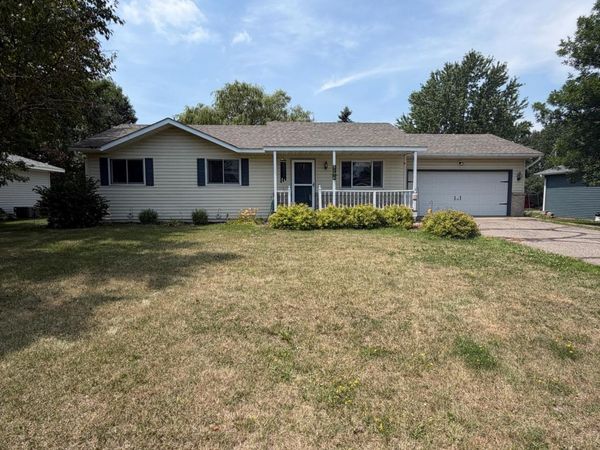 801 NE 2nd Avenue, Saint Joseph, MN 56374