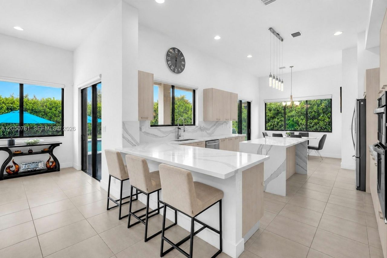 10702 SW 53rd St , Cooper City, FL 33328 Photo