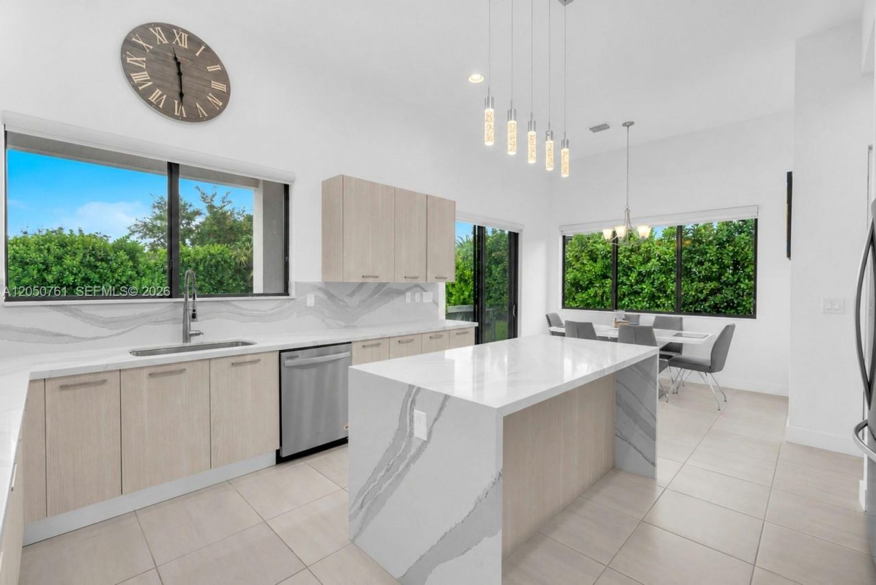10702 SW 53rd St , Cooper City, FL 33328 Photo