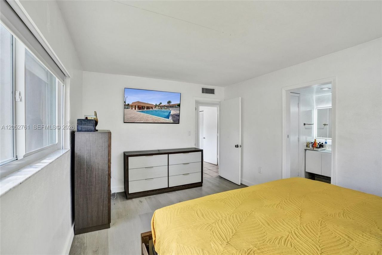 7430 Miami Lakes Dr, Unit E107, Miami Lakes, FL 33014 Photo