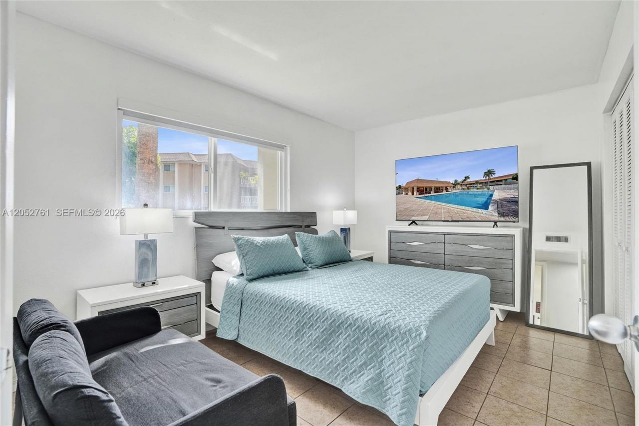 7430 Miami Lakes Dr, Unit E107, Miami Lakes, FL 33014 Photo
