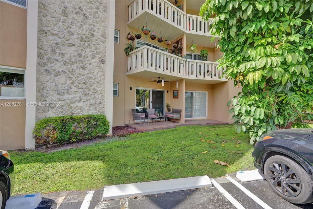7430 Miami Lakes Dr, Unit E107, Miami Lakes, FL 33014 Photo