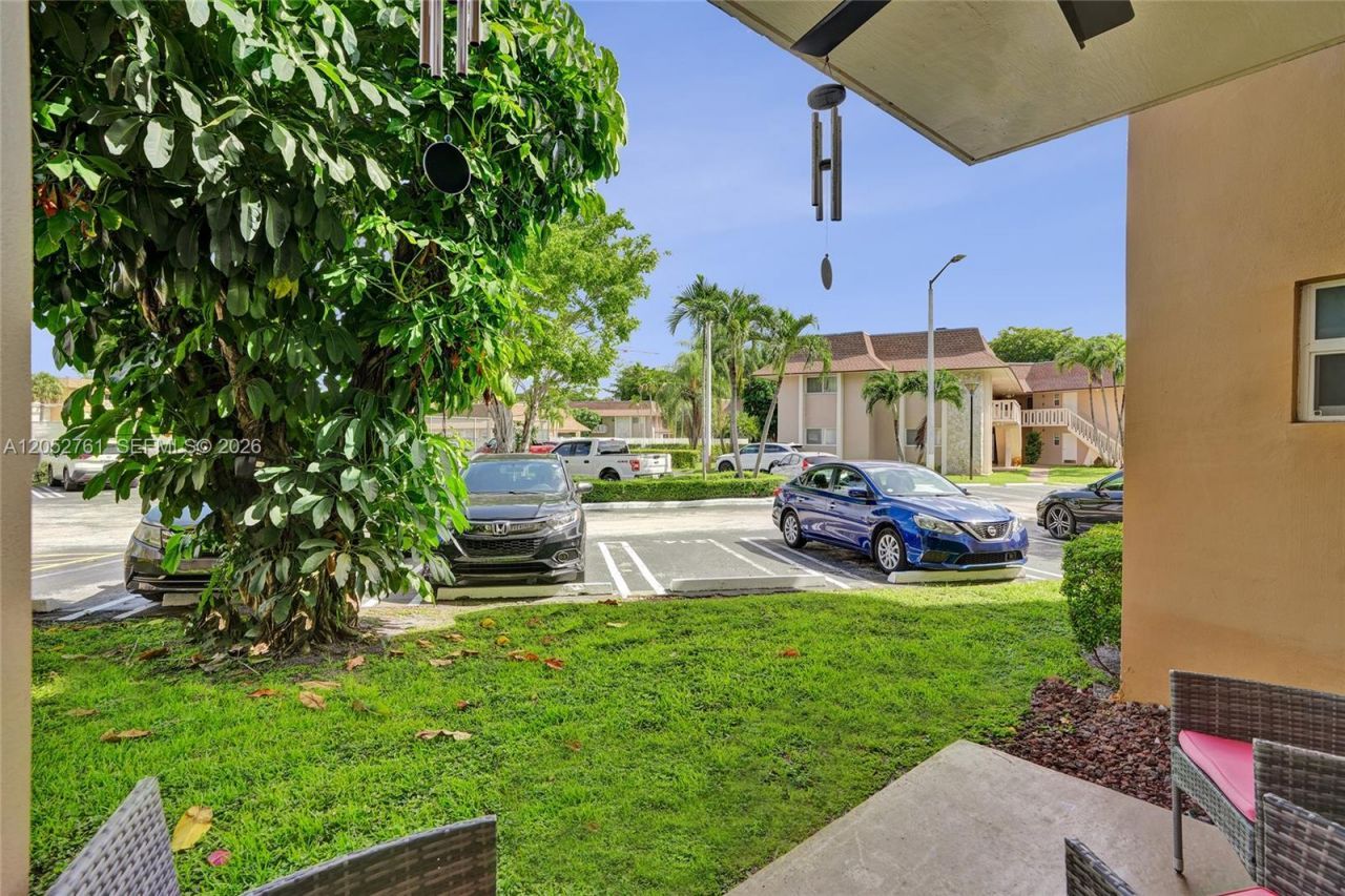 7430 Miami Lakes Dr, Unit E107, Miami Lakes, FL 33014 Photo