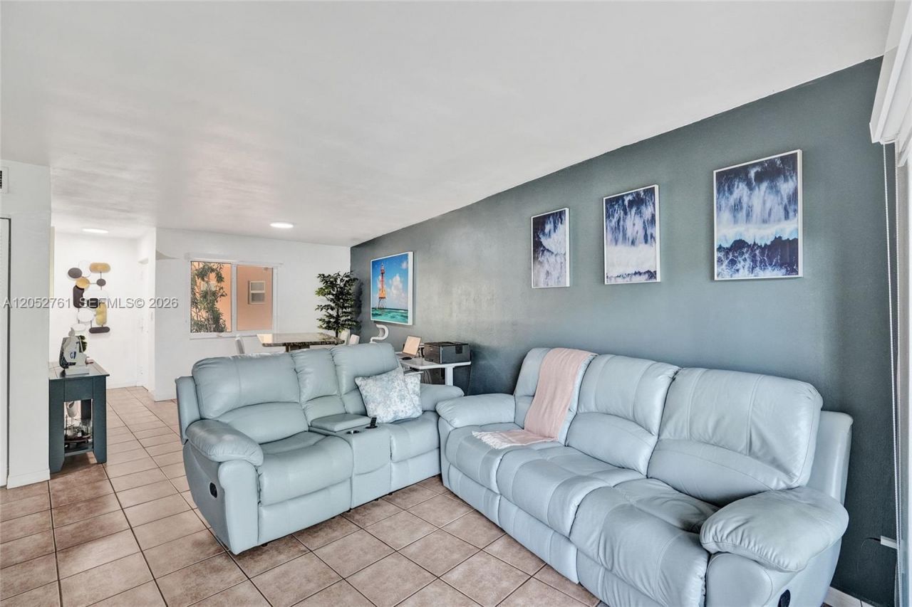 7430 Miami Lakes Dr, Unit E107, Miami Lakes, FL 33014 Photo