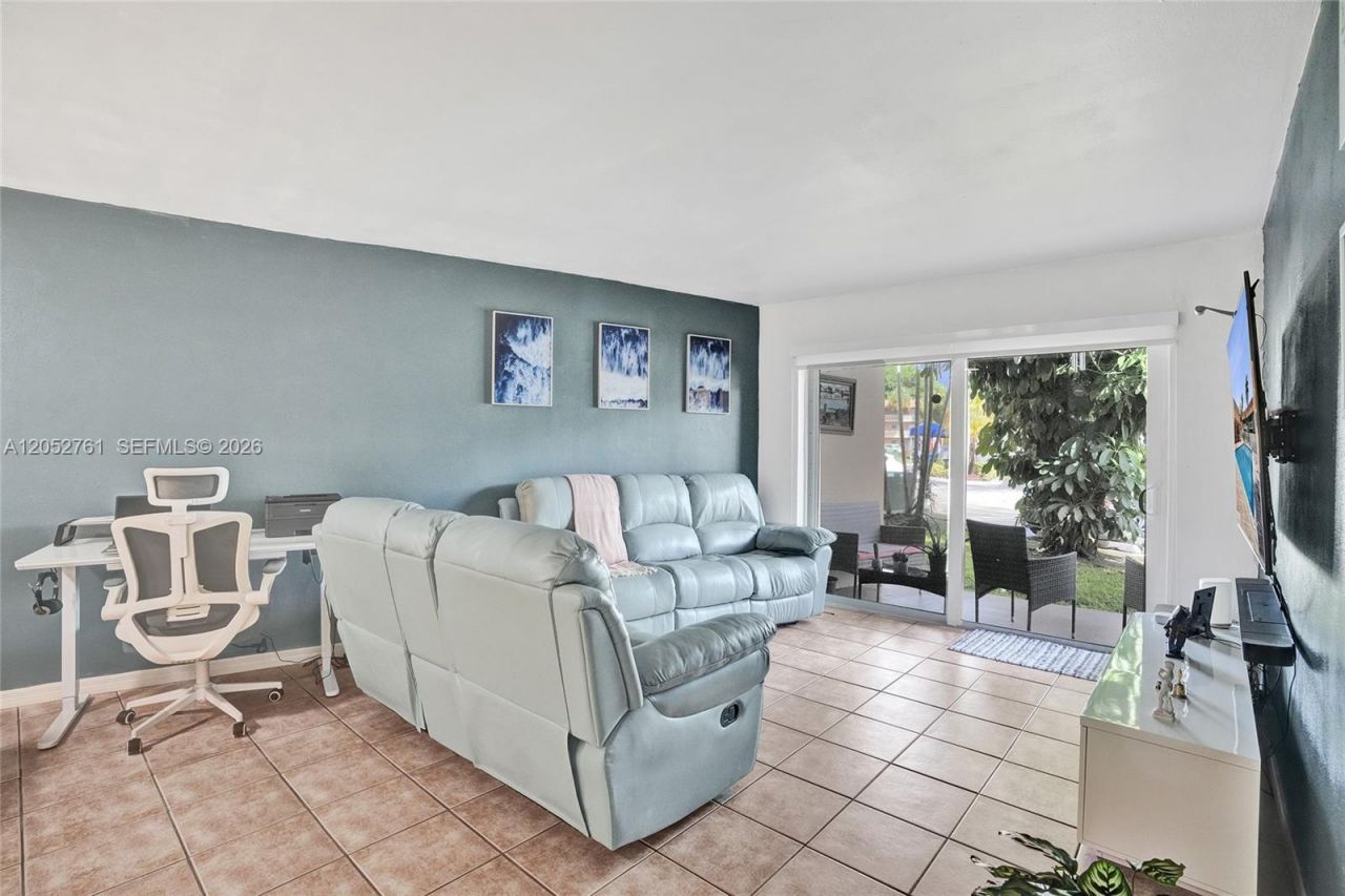 7430 Miami Lakes Dr, Unit E107, Miami Lakes, FL 33014 Photo
