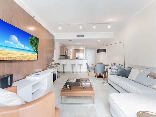 1060 Brickell Ave , Unit 1507, Miami, FL 33131