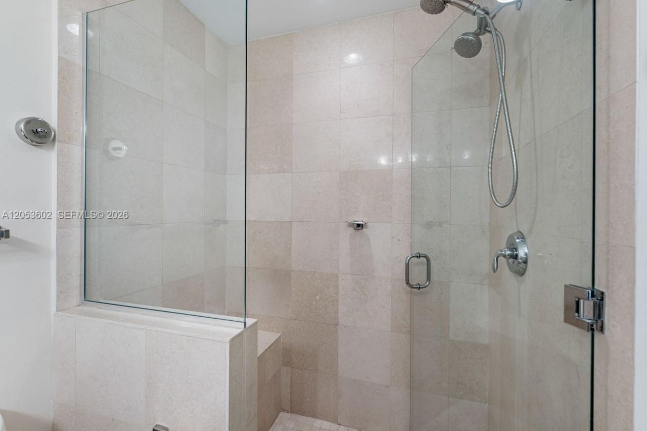 1060 Brickell Ave , Unit 1507, Miami, FL 33131 Photo