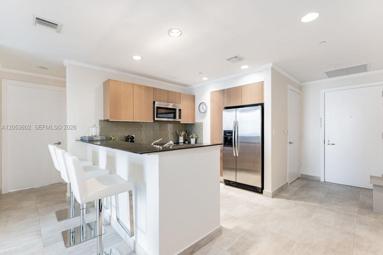 1060 Brickell Ave , Unit 1507, Miami, FL 33131 Photo