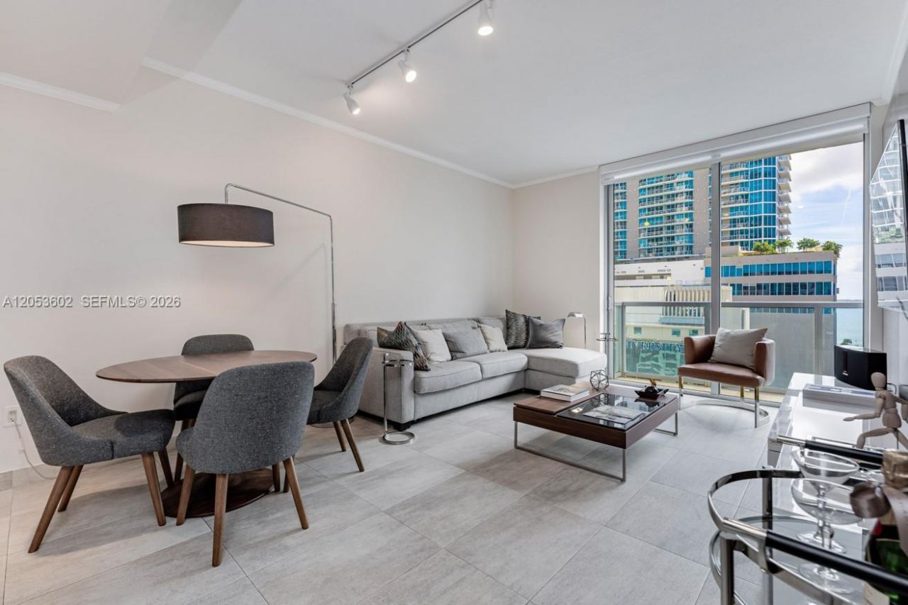 1060 Brickell Ave , Unit 1507, Miami, FL 33131 Photo