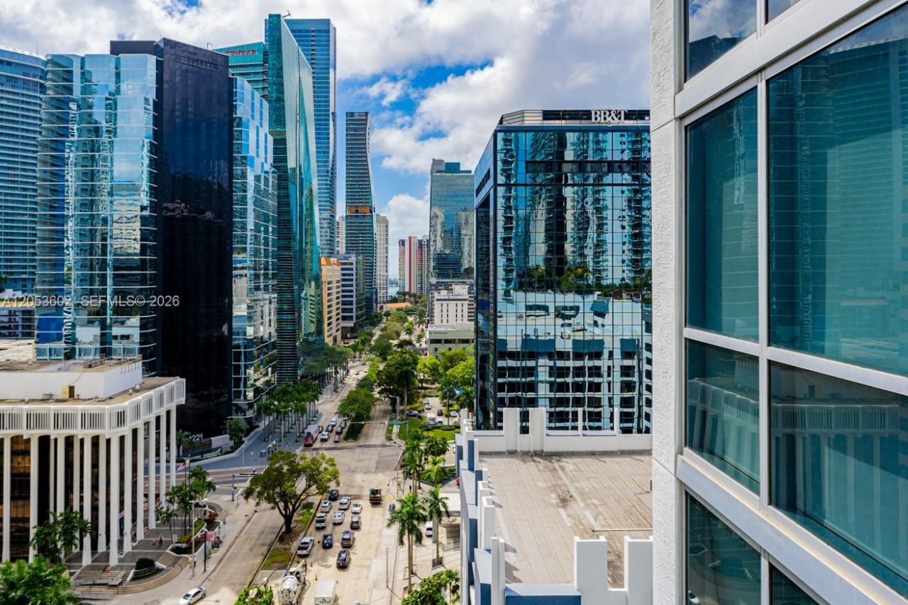 1060 Brickell Ave , Unit 1507, Miami, FL 33131 Photo