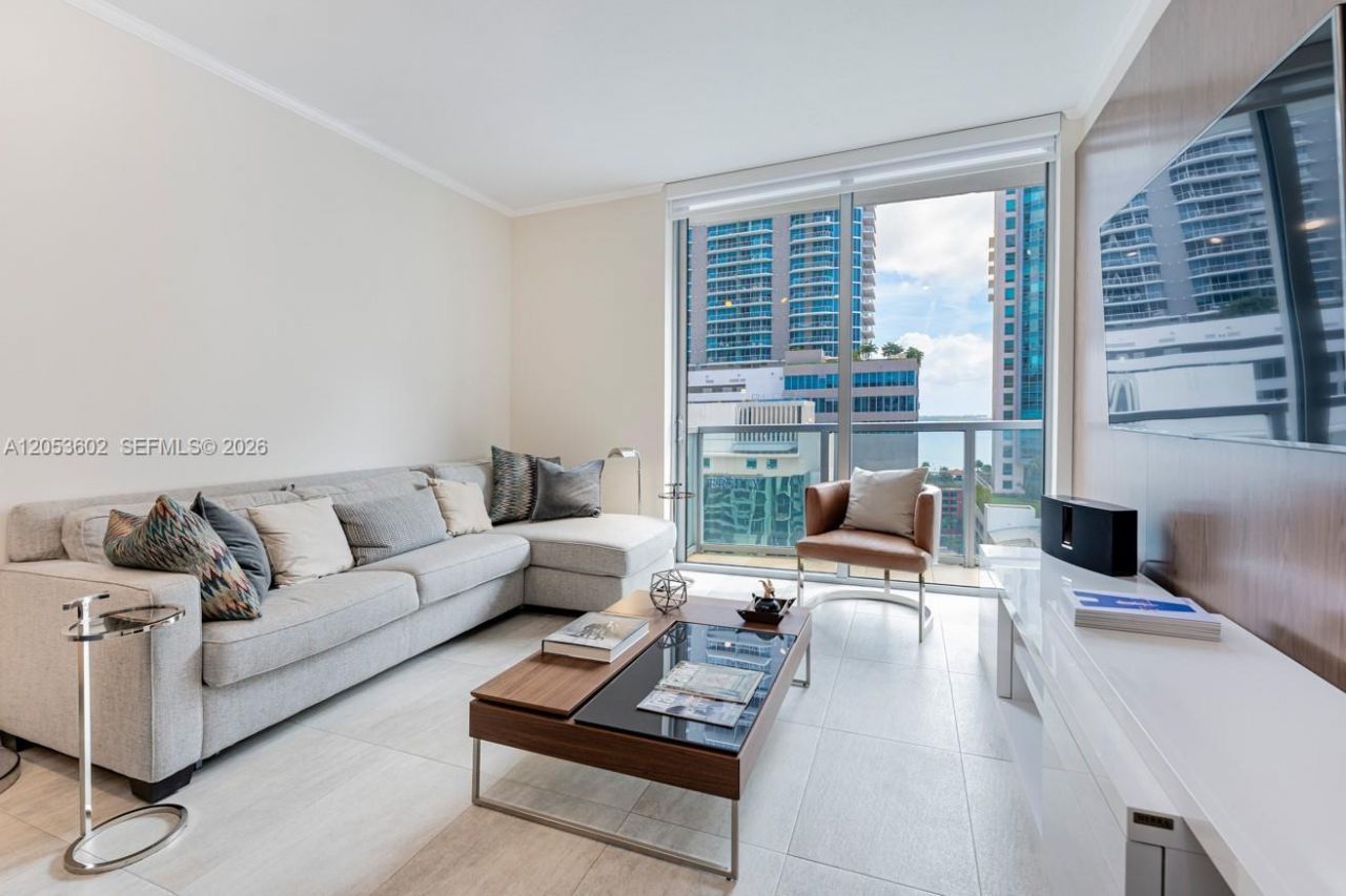 1060 Brickell Ave , Unit 1507, Miami, FL 33131 Photo