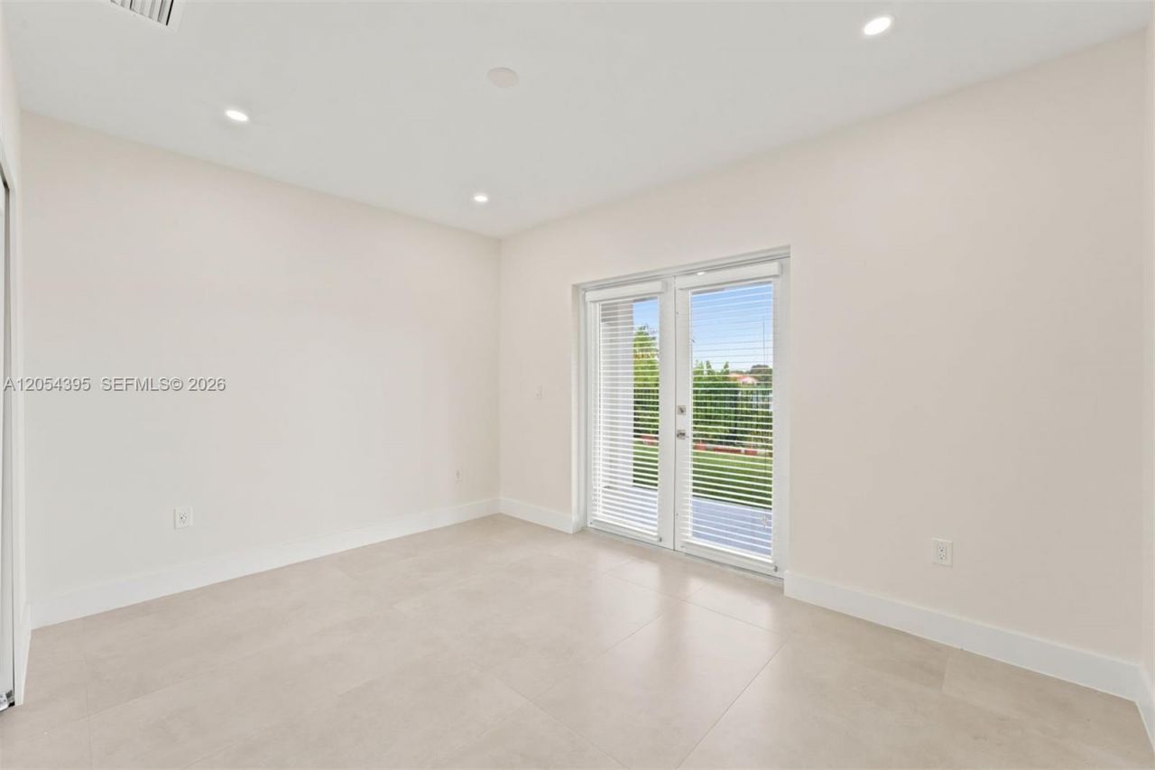 4732 SW 87 Ct , Unit 4732, Miami, FL 33165 Photo