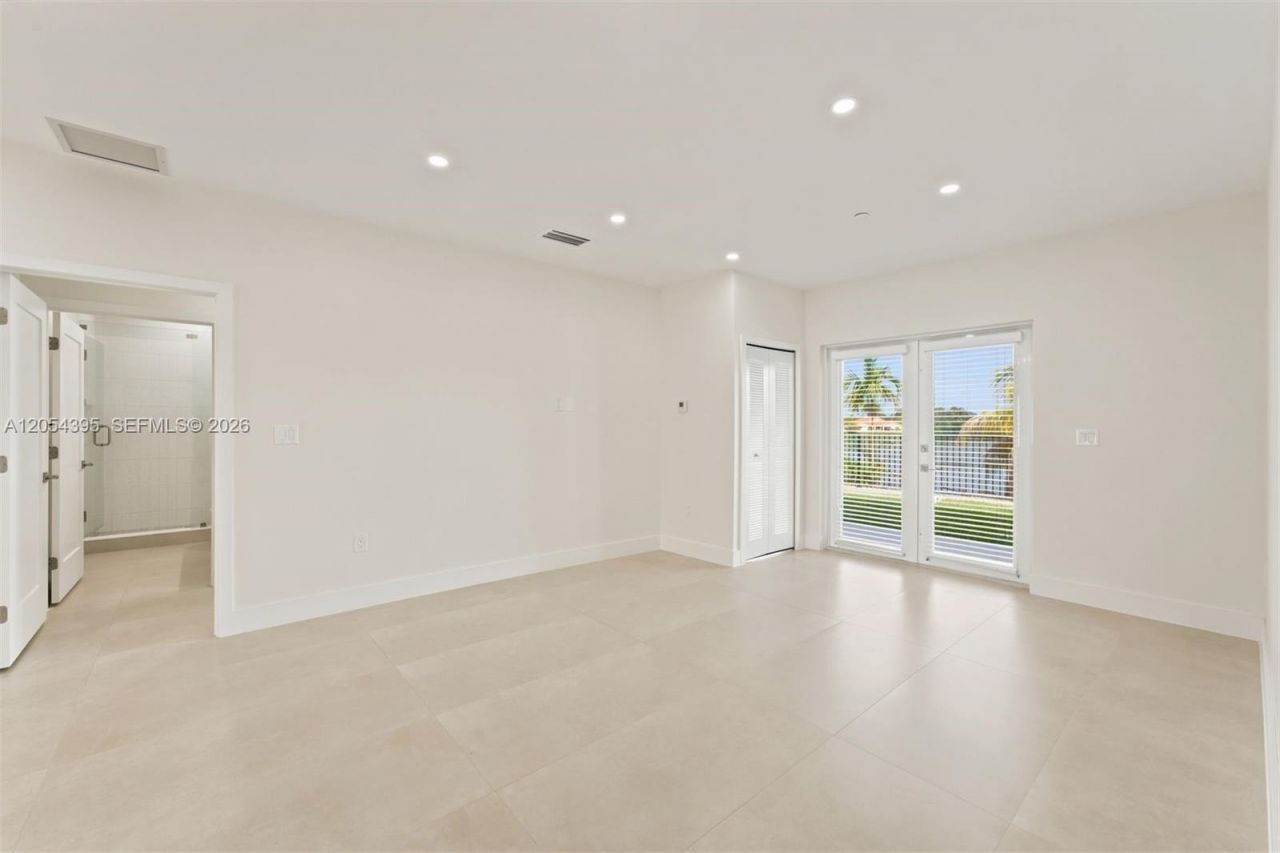 4732 SW 87 Ct , Unit 4732, Miami, FL 33165 Photo