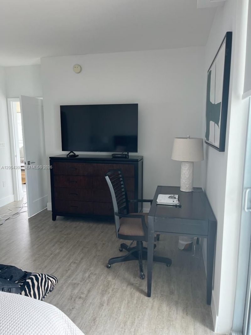 90 SW 3rd St , Unit 3004, Miami, FL 33130 Photo