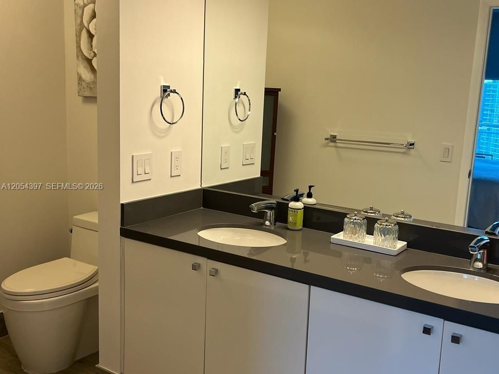 90 SW 3rd St , Unit 3004, Miami, FL 33130 Photo