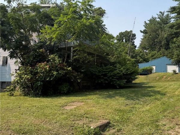 1600 Core Road , Parkersburg, WV 26104