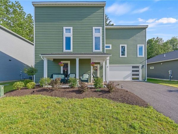 95 Xavier Circle, Syracuse, NY 13210