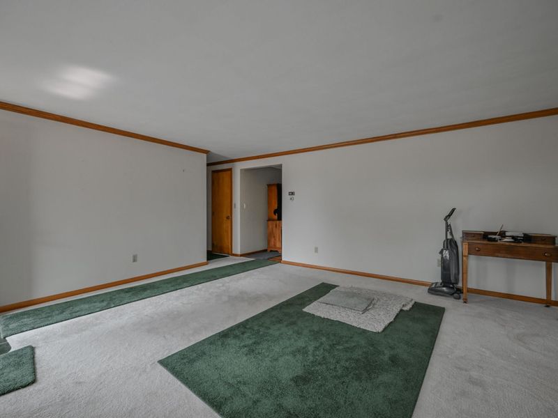 5231 Ridgewood Road, Springfield, OH 45503 Photo 6
