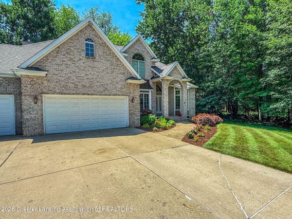 5510 White Ash Lane, Haslett, MI 48840