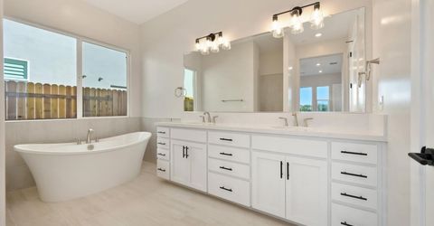 1360 Bear Creek Dr, Rocklin, CA 95765 Photo
