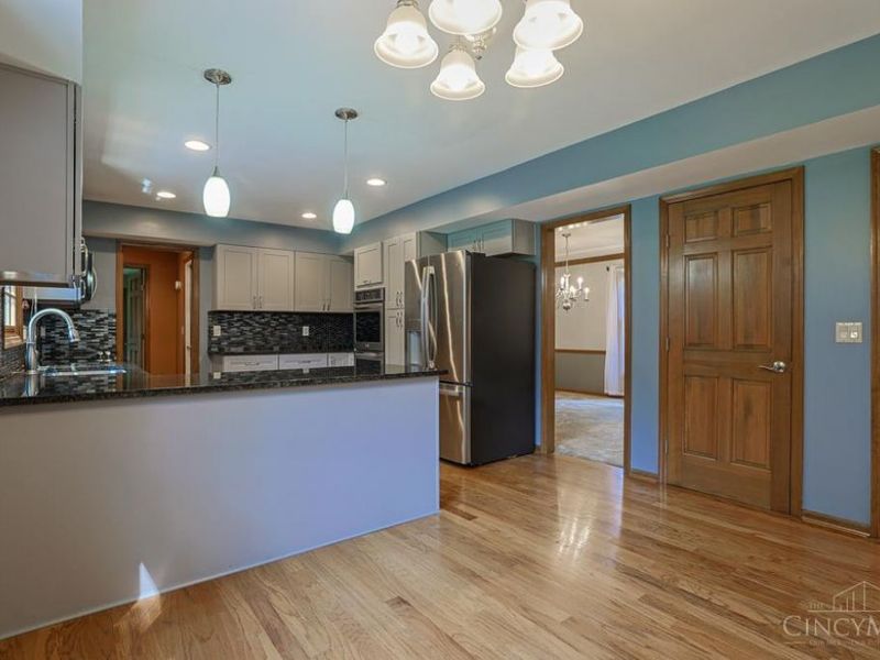 9429 Stonecrest Court, Symmes Township, OH 45249 Photo 6