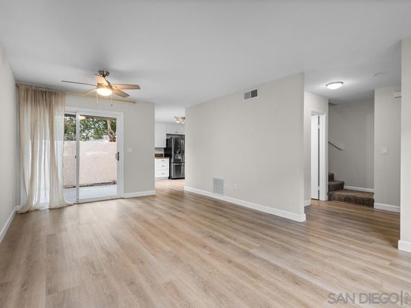 5575 Caminito Roberto, San Diego, CA 92111