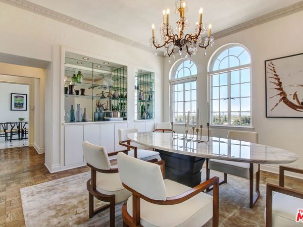 450 N Rossmore Avenue, Unit 1002, Los Angeles, CA 90004
