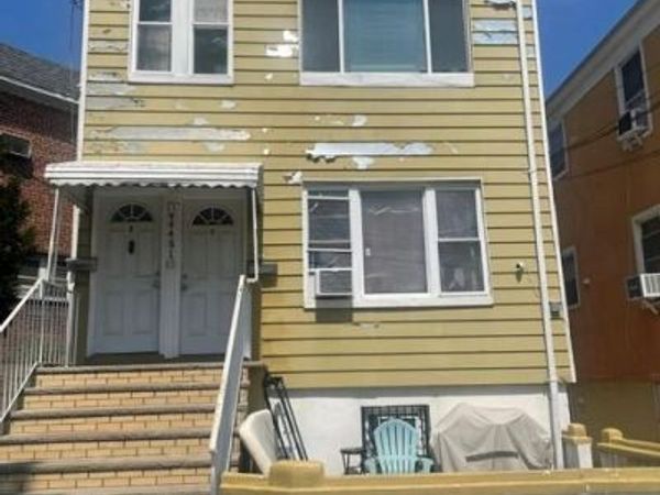 4451 Barnes Avenue , Bronx, NY 10466