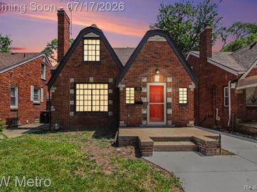 11244 Wayburn Street, Detroit, MI 48224