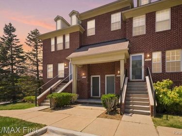23205 Cornerstone Village Drive, Southfield, MI 48075