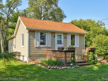 1170 W Dodge Road, Vienna Twp, MI 48420