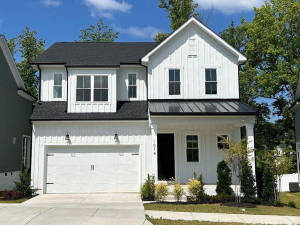 1014 Parkes Street , Matthews, NC 28105