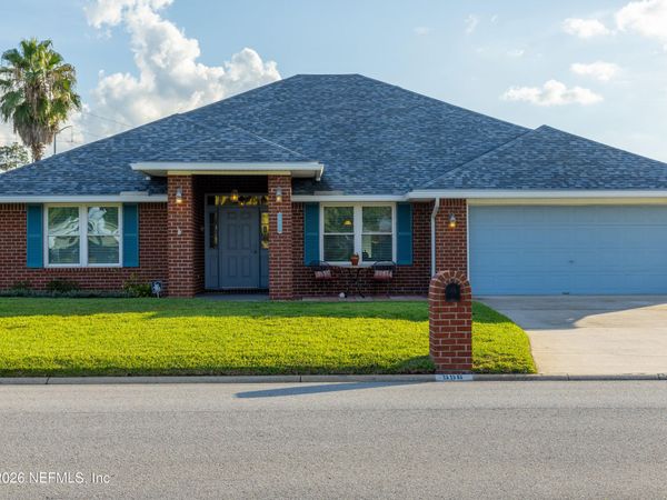 556 WHITFIELD Road, Jacksonville, FL 32221