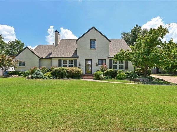 2720 E 22nd Street , Tulsa, OK 74114