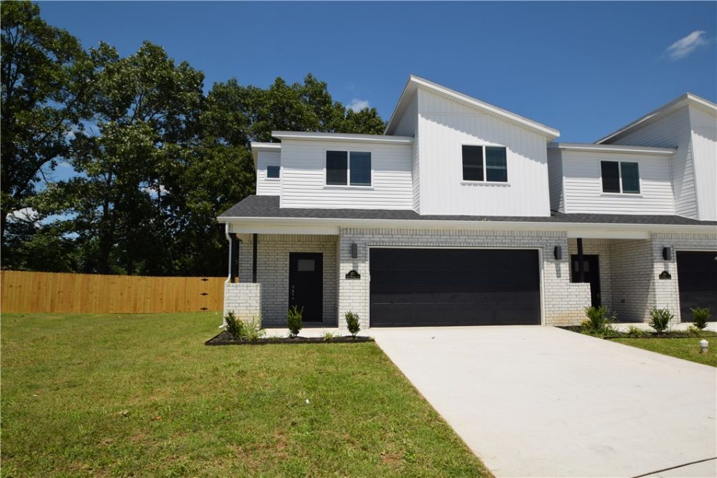 670 Sun Meadows Loop , Centerton, AR 72719 Main Photo