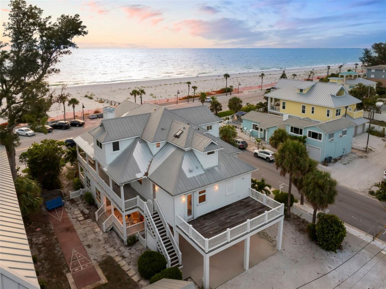 106 2nd Avenue, Saint Pete Beach, FL 33706 Photo