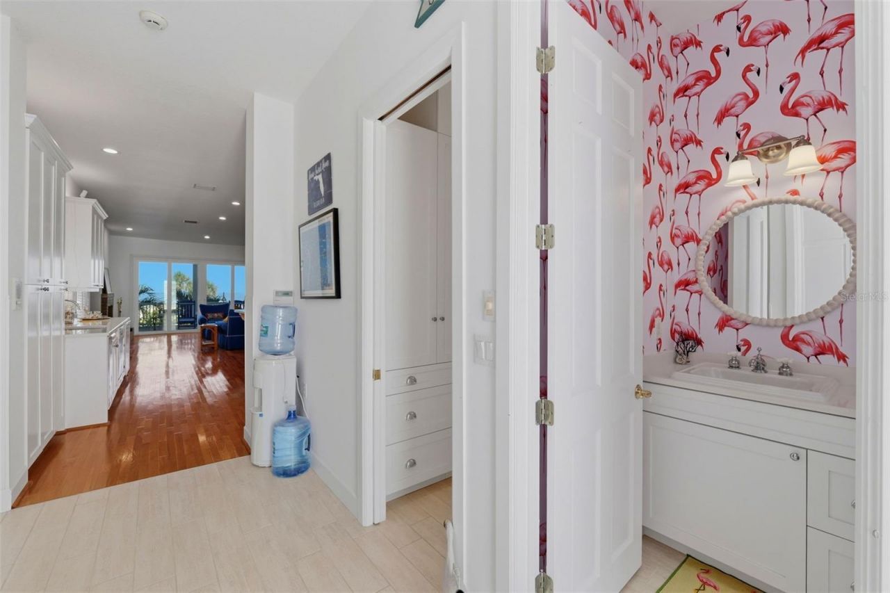 106 2nd Avenue, Saint Pete Beach, FL 33706 Photo