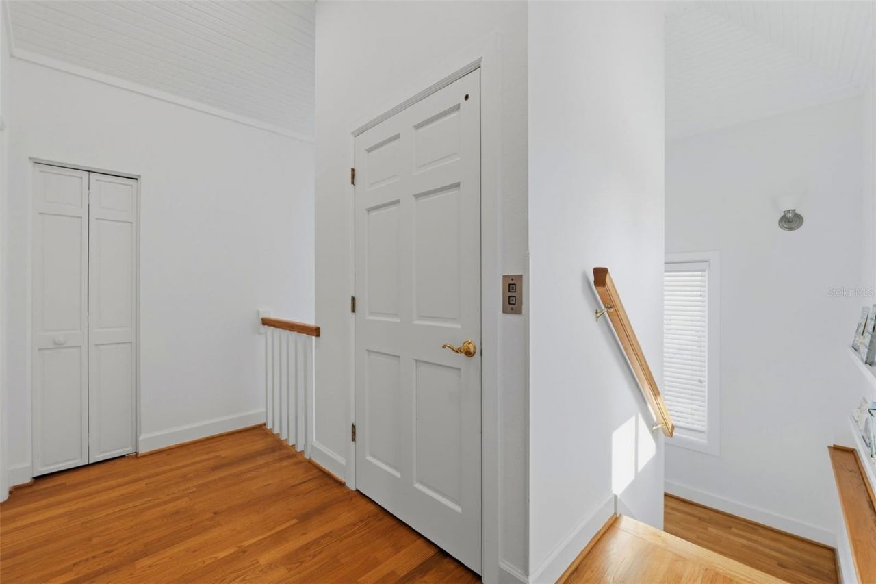 106 2nd Avenue, Saint Pete Beach, FL 33706 Photo