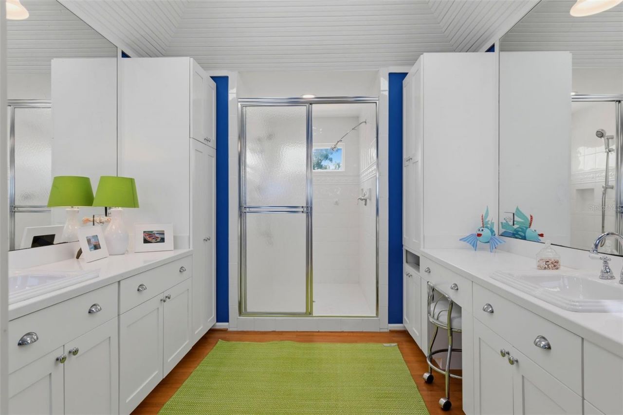 106 2nd Avenue, Saint Pete Beach, FL 33706 Photo