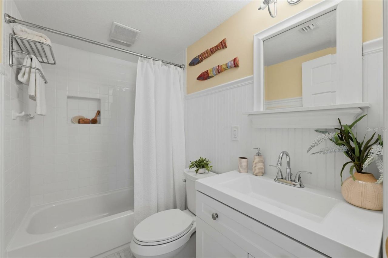 106 2nd Avenue, Saint Pete Beach, FL 33706 Photo