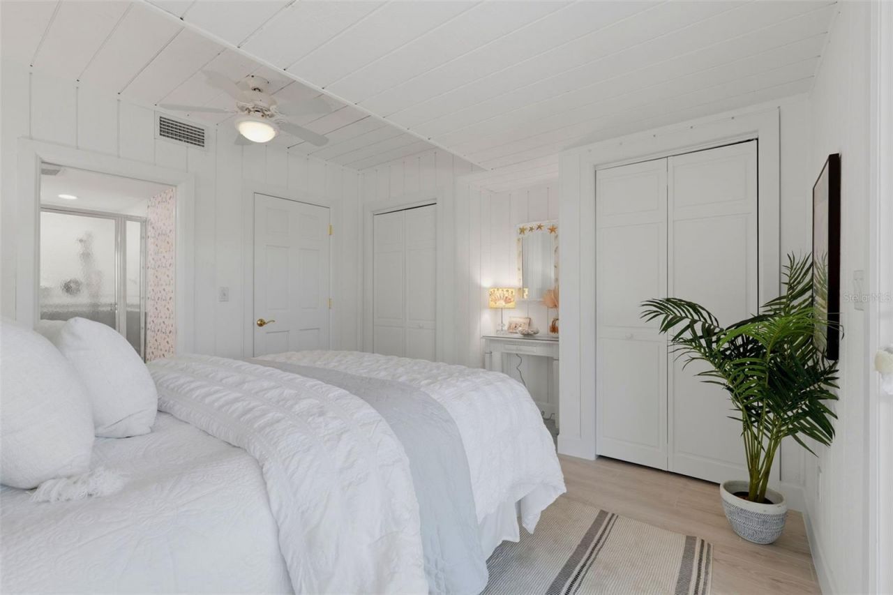 106 2nd Avenue, Saint Pete Beach, FL 33706 Photo