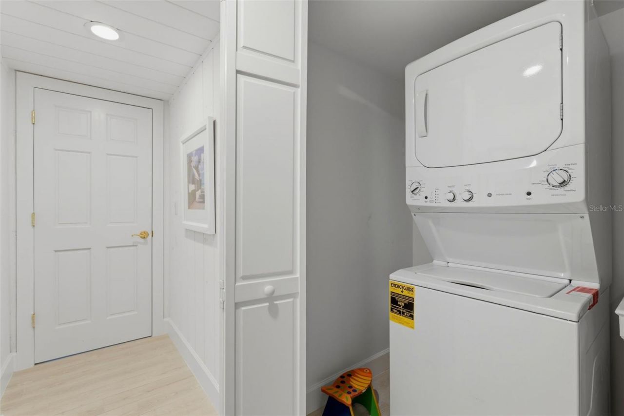 106 2nd Avenue, Saint Pete Beach, FL 33706 Photo