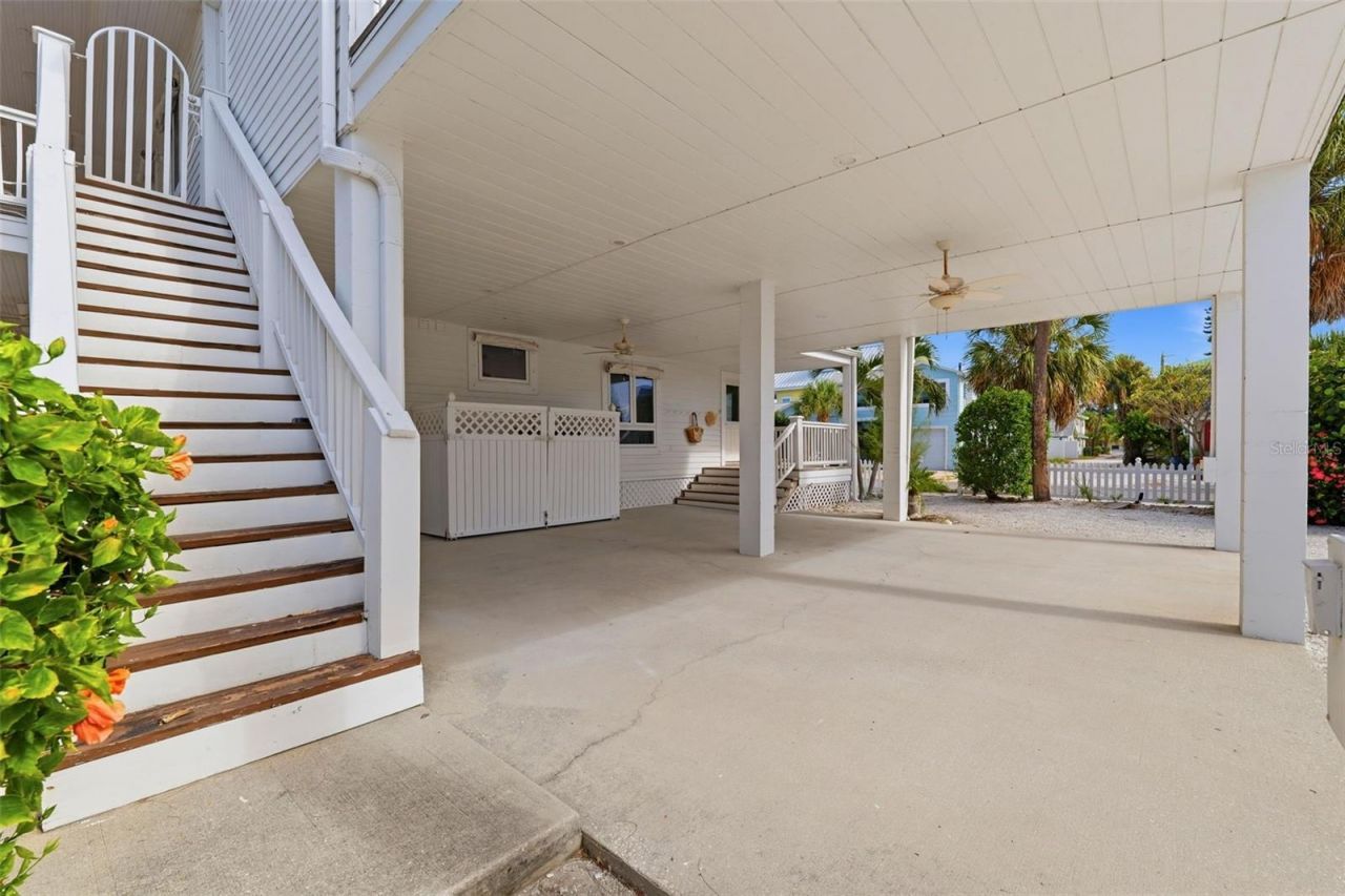 106 2nd Avenue, Saint Pete Beach, FL 33706 Photo