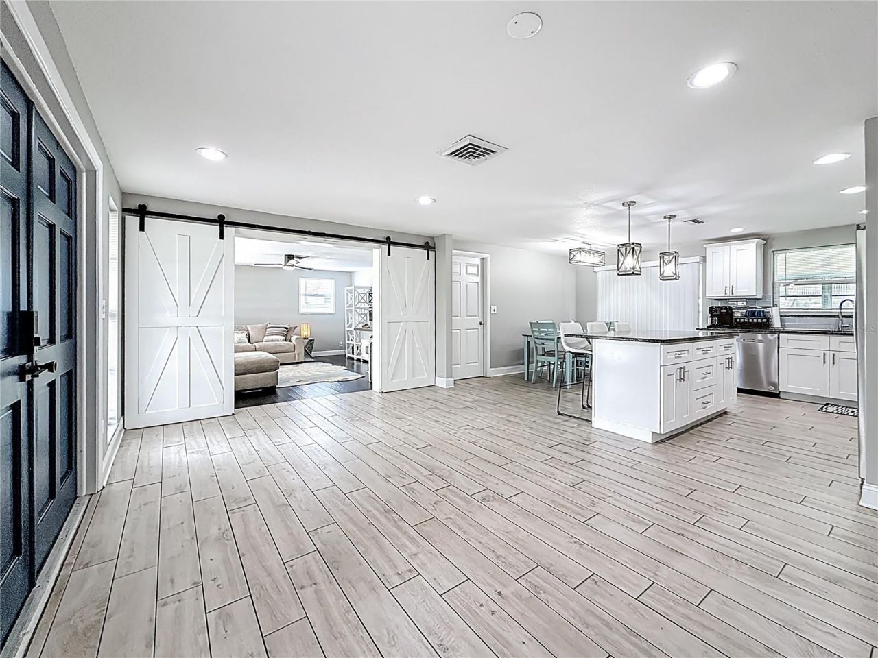 2449 66th Avenue S, Saint Petersburg, FL 33712 Photo