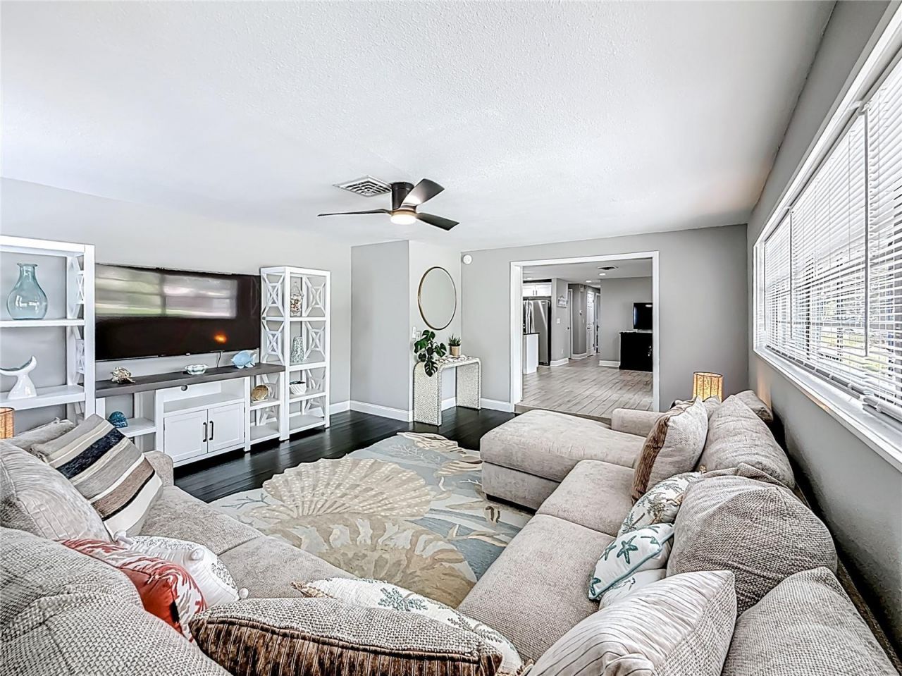 2449 66th Avenue S, Saint Petersburg, FL 33712 Photo
